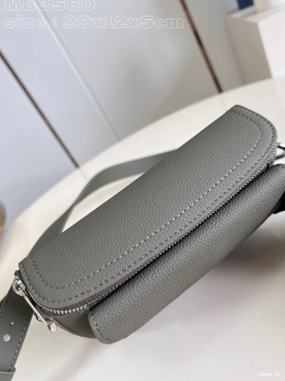 Wearable Pilot LOUIS VUITTON Wallet-20*12*5.5CM 0821